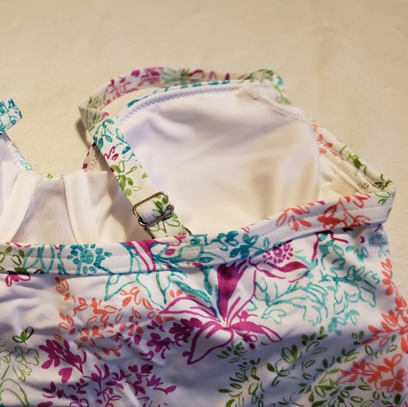 Land's End Tankini Top Size 4 NWOT - Picture 6 of 8